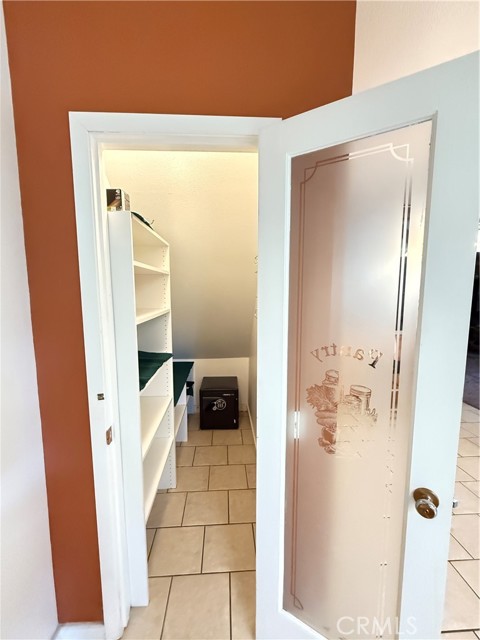 4943 Yaqui Gulch Road, Mariposa CA: https://media.crmls.org/medias/afea4ae7-1a91-467d-b898-8d6c402bf857.jpg