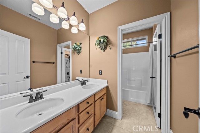 32409 Favara Drive, Temecula CA: https://media.crmls.org/medias/afeaba08-87a1-4d85-b1e0-f7a79a80d142.jpg