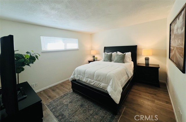 Detail Gallery Image 13 of 19 For 13330 Tamarisk Rd, Victorville,  CA 92395 - 3 Beds | 2/1 Baths