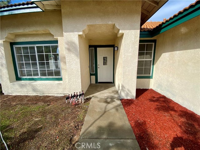 Detail Gallery Image 4 of 43 For 22598 Moralia Dr, Moreno Valley,  CA 92557 - 4 Beds | 2 Baths