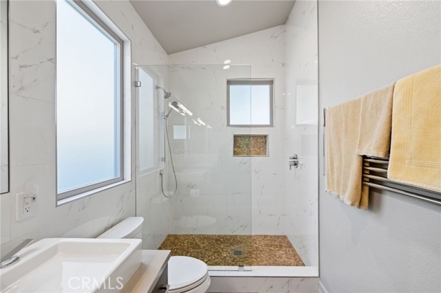 40070 Corte Fortuna, Murrieta CA: https://media.crmls.org/medias/afeea010-cf02-4553-8d36-dc03817f8a81.jpg