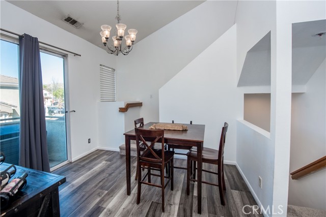 Detail Gallery Image 8 of 27 For 2290 Indigo Hills Dr #6,  Corona,  CA 92879 - 2 Beds | 2 Baths