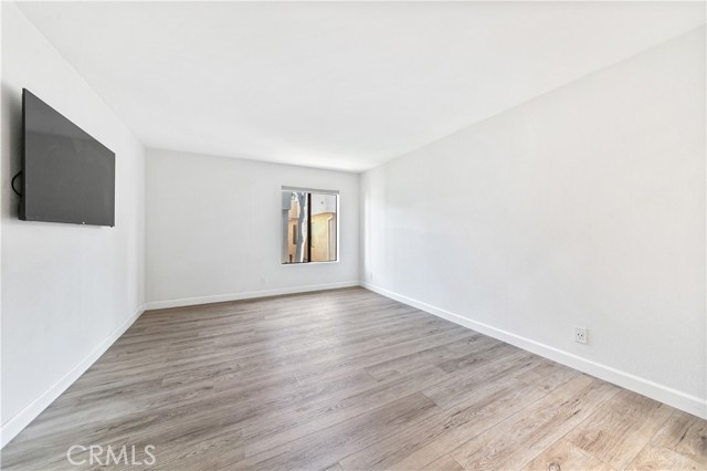 Detail Gallery Image 15 of 38 For 15215 Magnolia Bld, Sherman Oaks,  CA 91403 - 2 Beds | 2 Baths