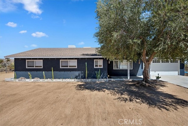 Detail Gallery Image 2 of 19 For 60390 Alta Mura Dr, Joshua Tree,  CA 92252 - 3 Beds | 2 Baths