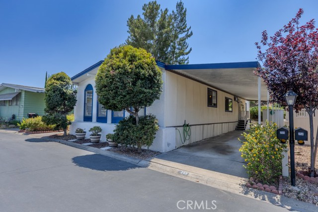 2851 Rolling Hills Drive, Fullerton CA: https://media.crmls.org/medias/afeff26f-28f8-43f1-8a27-69b9a05f48a2.jpg