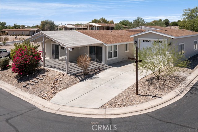 Detail Gallery Image 1 of 1 For 12600 Havasu Lake Road #63,  Needles,  CA 92363 - 3 Beds | 2 Baths