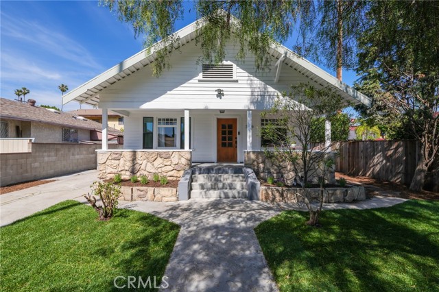 3716 & 3714 Rosemead Avenue, Los Angeles CA: https://media.crmls.org/medias/aff2be0d-a882-4f69-84e9-58e989e5a57e.jpg