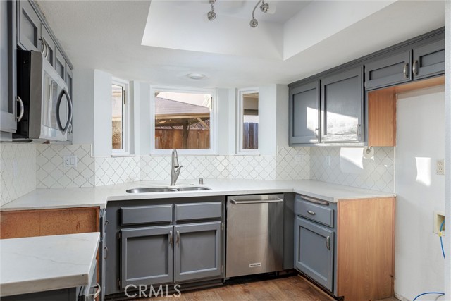 Detail Gallery Image 8 of 22 For 380 Spanish Moss, Arroyo Grande,  CA 93420 - 3 Beds | 2 Baths