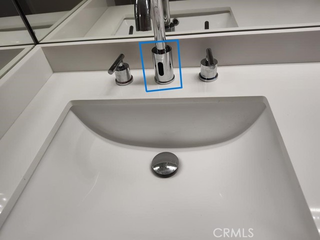 1888 Greenfield Avenue, Los Angeles CA: https://media.crmls.org/medias/aff355df-7789-45dd-8694-84a008fd05e6.jpg