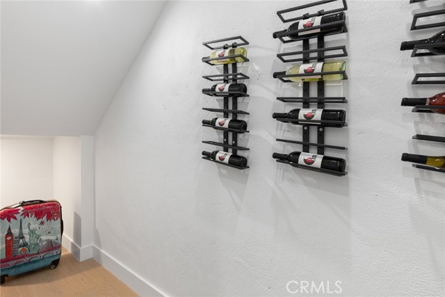 Detail Gallery Image 35 of 58 For 5134 Medina Rd, Woodland Hills,  CA 91364 - 5 Beds | 5/1 Baths