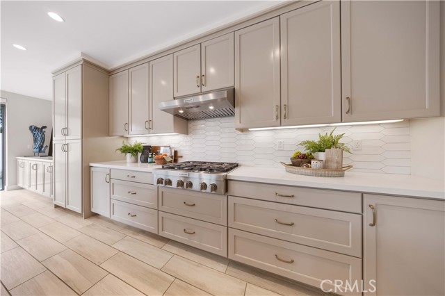 Detail Gallery Image 22 of 53 For 123 Oceano, Irvine,  CA 92602 - 3 Beds | 2/1 Baths