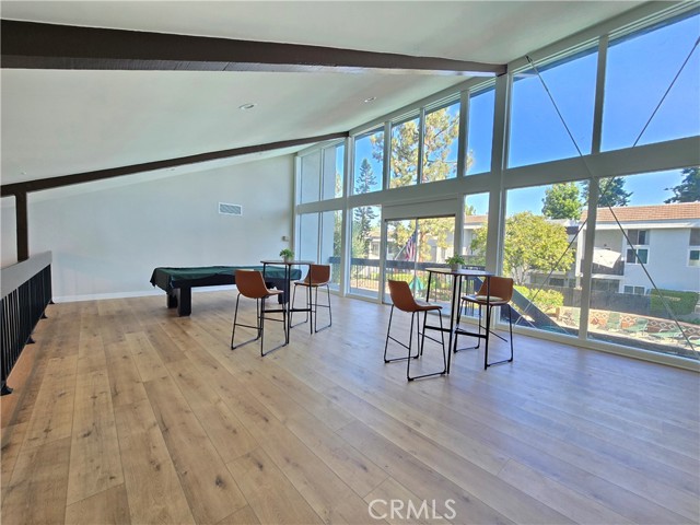 Detail Gallery Image 16 of 31 For 18645 Hatteras St #161,  Tarzana,  CA 91356 - 2 Beds | 1/1 Baths