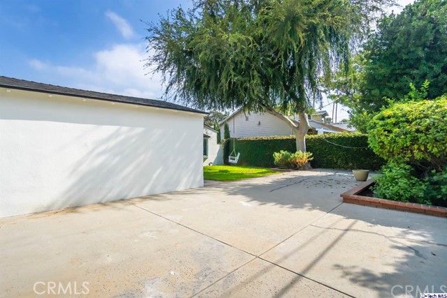 2 Bed Home for Sale in Toluca Lake, California