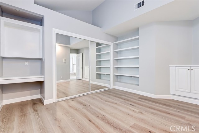576 27th Street, Manhattan Beach CA: https://media.crmls.org/medias/aff5c342-1f86-42bd-b5f9-c98859f57925.jpg