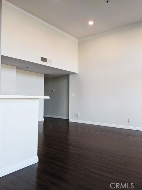 11162 CAMARILLO ST # 404, Other - See Remarks, California 91602, 2 Bedrooms Bedrooms, ,1 BathroomBathrooms,Residential Lease,For Rent,11162 CAMARILLO ST # 404,CRSR24234985