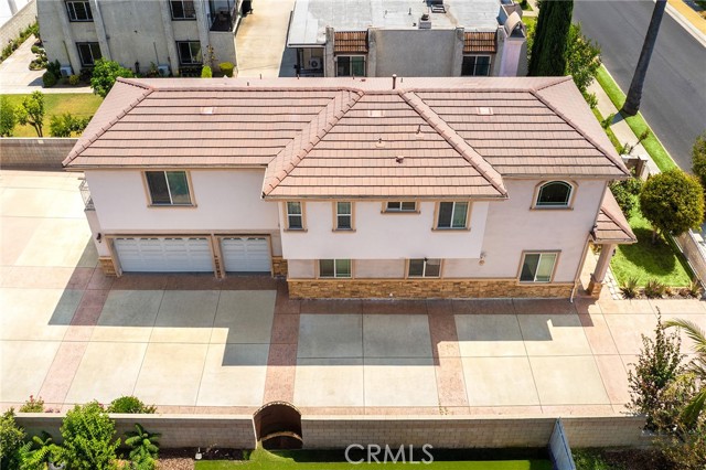 608 N Huntington Avenue, Monterey Park CA: https://media.crmls.org/medias/aff71e81-2d64-4b85-bfdd-6ea87524208f.jpg