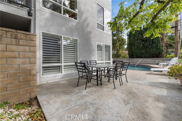 14506 Benefit Street, Sherman Oaks CA: https://media.crmls.org/medias/aff7338a-5af1-4b93-b006-7ac745efa9dc.jpg