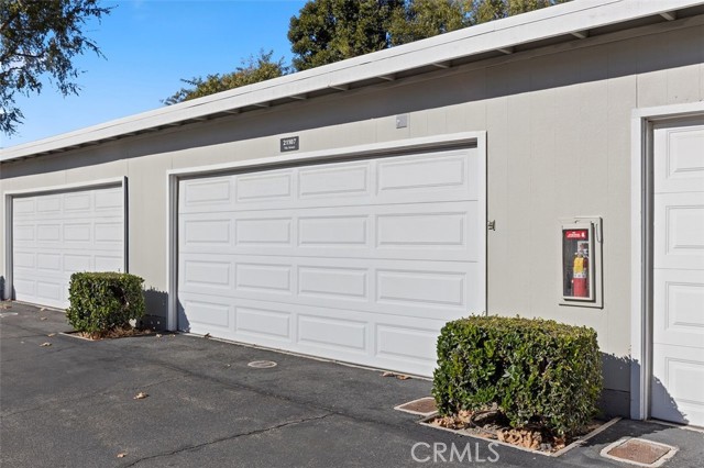 Detail Gallery Image 10 of 19 For 21107 via Arnaz, Yorba Linda,  CA 92887 - 2 Beds | 2/1 Baths