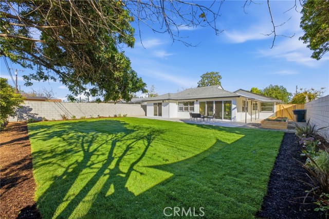 Detail Gallery Image 25 of 29 For 1316 W Beacon Ave, Anaheim,  CA 92802 - 4 Beds | 2 Baths