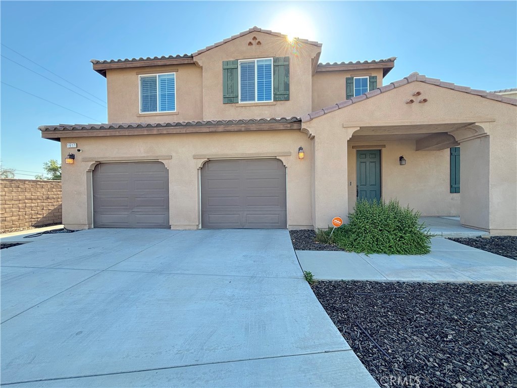 1617 Camden Court