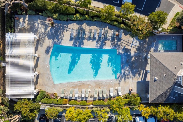 Detail Gallery Image 39 of 49 For 6267 Pacific Pointe Dr, Huntington Beach,  CA 92648 - 3 Beds | 2/1 Baths