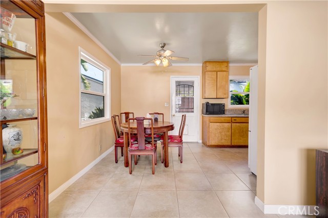 638 Vincent Park, Redondo Beach, California 90277, 4 Bedrooms Bedrooms, ,3 BathroomsBathrooms,Residential,Sold,Vincent Park,SB22135337