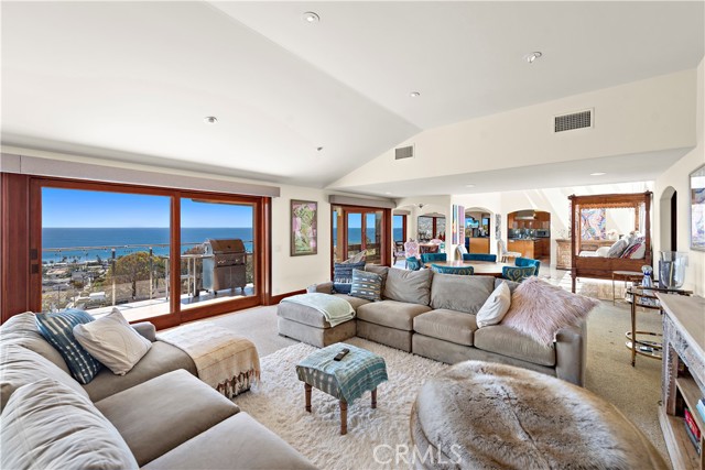 Detail Gallery Image 19 of 39 For 612 Allview Pl, Laguna Beach,  CA 92651 - 3 Beds | 3/1 Baths