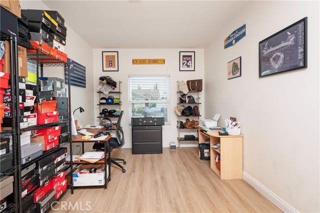 1586 W Mcwethy Street, Rialto CA: https://media.crmls.org/medias/aff98cdb-b585-4d60-a8c7-ba53288872a6.jpg