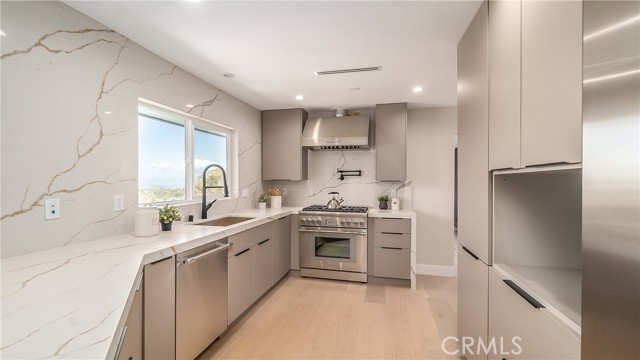 27333 Rainbow Ridge Road, Palos Verdes Peninsula, California 90274, 4 Bedrooms Bedrooms, ,3 BathroomsBathrooms,Residential,Sold,Rainbow Ridge,SB22081661