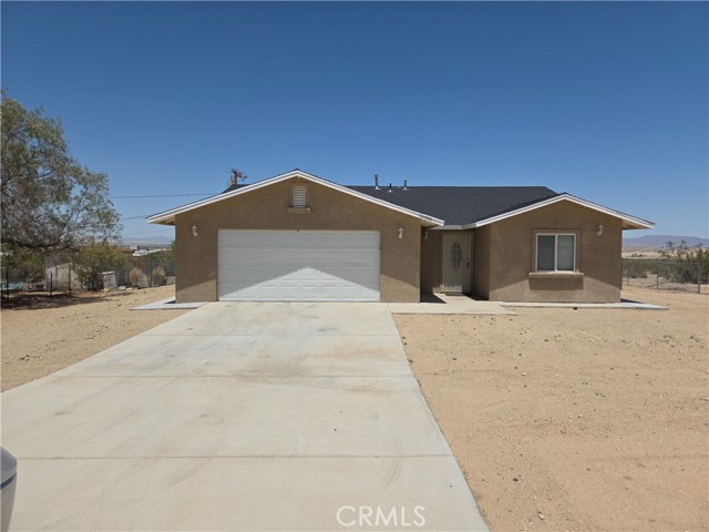 Detail Gallery Image 1 of 15 For 74994 Serrano Dr, Twentynine Palms,  CA 92277 - 3 Beds | 2 Baths