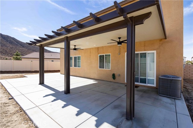 Detail Gallery Image 14 of 17 For 29462 Marblewood Ct, Winchester,  CA 92596 - 3 Beds | 2/1 Baths