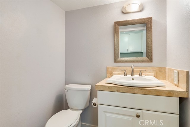 Detail Gallery Image 16 of 29 For 6193 Promontory Ln, Riverside,  CA 92506 - 4 Beds | 2/1 Baths