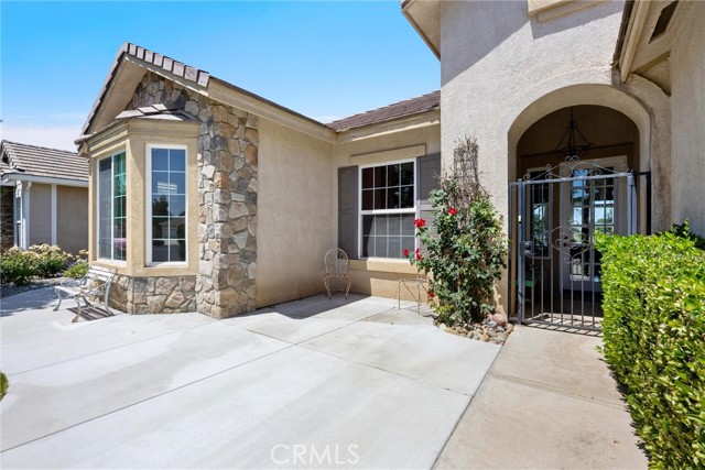 Detail Gallery Image 14 of 51 For 2403 Crocus Dr, Bakersfield,  CA 93311 - 3 Beds | 2 Baths