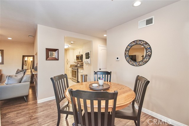 Detail Gallery Image 11 of 39 For 1207 N Kraemer Bld #4,  Placentia,  CA 92870 - 2 Beds | 1 Baths