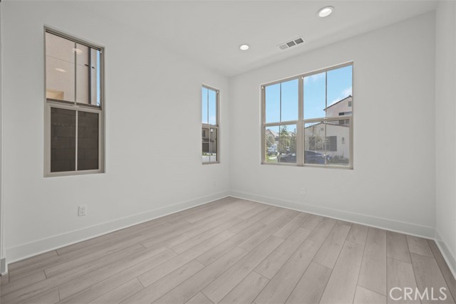 Detail Gallery Image 7 of 23 For 155 Somera, Irvine,  CA 92602 - 4 Beds | 3 Baths