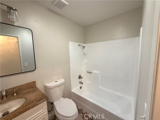 Detail Gallery Image 19 of 50 For 4786 Macadamia Ct, Oceanside,  CA 92057 - 3 Beds | 2 Baths