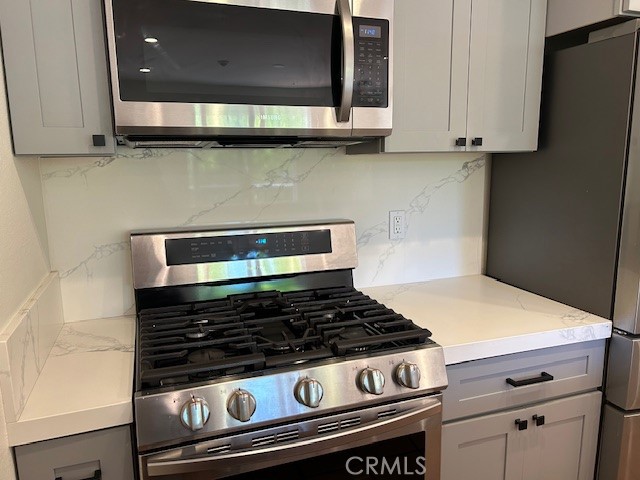 Detail Gallery Image 6 of 33 For 720 Meyer Lane #104,  Redondo Beach,  CA 90278 - 2 Beds | 2 Baths