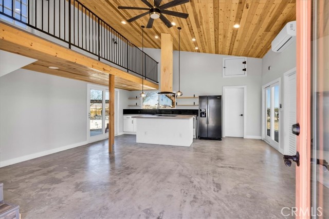 1421 Sunrise Avenue, 29 Palms CA: https://media.crmls.org/medias/afff5133-17af-42f4-8d08-5383e3f8dfc6.jpg