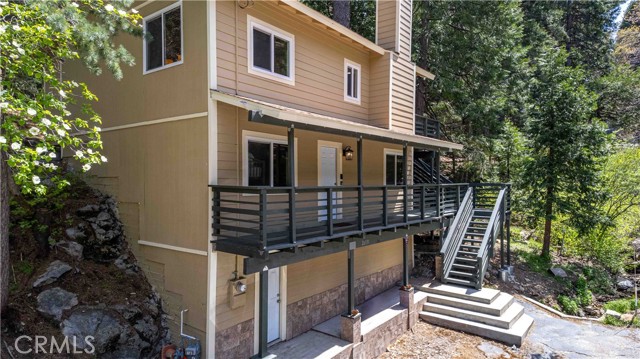 Detail Gallery Image 23 of 26 For 26131 Lake Forest Dr, Twin Peaks,  CA 92391 - 3 Beds | 3 Baths