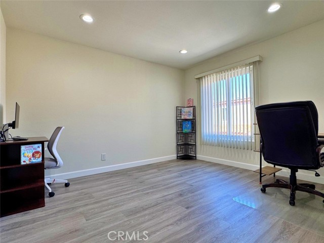 Detail Gallery Image 34 of 49 For 3534 Del Amo Blvd, Torrance,  CA 90503 - 4 Beds | 2/1 Baths