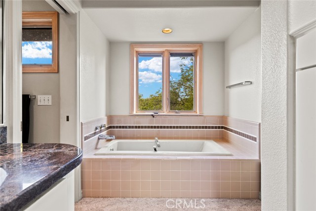 Detail Gallery Image 18 of 52 For 49 Spanish Garden Dr, Chico,  CA 95928 - 4 Beds | 4 Baths