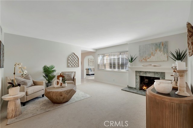 Detail Gallery Image 11 of 47 For 945 Lansing Ln, Costa Mesa,  CA 92626 - 4 Beds | 2 Baths