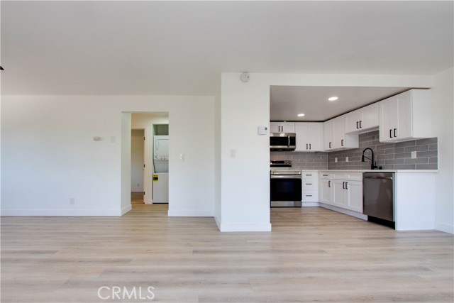 Detail Gallery Image 7 of 23 For 226 N Citrus Ave #D,  Vista,  CA 92084 - 2 Beds | 1 Baths