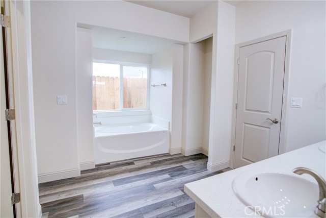 Detail Gallery Image 23 of 38 For 160 Jeanna Dr. Ct, Atwater,  CA 95301 - 4 Beds | 3 Baths