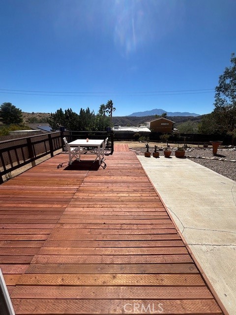 48831 Garden Drive, Morongo Valley CA: https://media.crmls.org/medias/b0013a28-2308-447a-96af-8d82a17f6f29.jpg