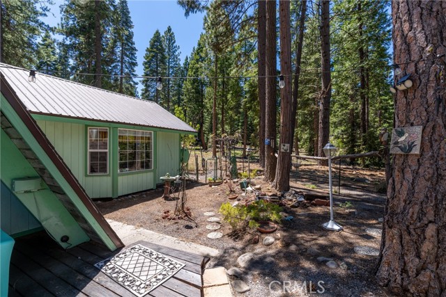 Detail Gallery Image 40 of 50 For 445 Cedar Cir, Lake Almanor,  CA 96137 - 3 Beds | 1/1 Baths