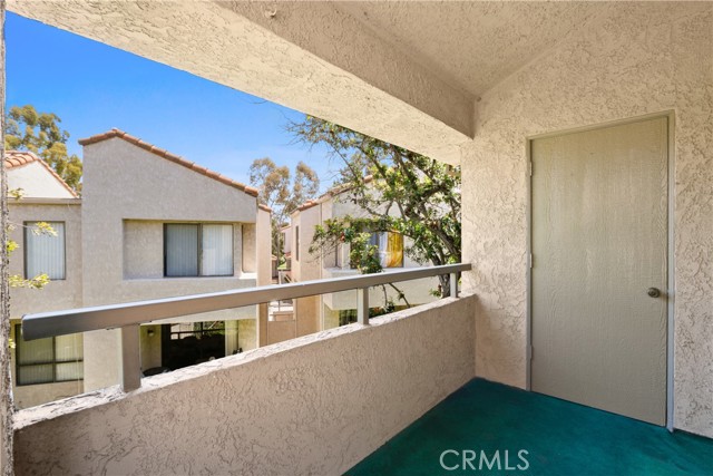 Detail Gallery Image 7 of 27 For 1200 Walnut Grove Ave #F,  Rosemead,  CA 91770 - 1 Beds | 1 Baths