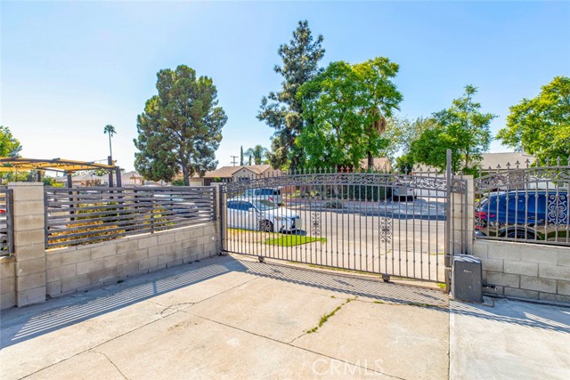 Detail Gallery Image 5 of 35 For 8256 Vantage Ave, North Hollywood,  CA 91605 - 3 Beds | 2 Baths