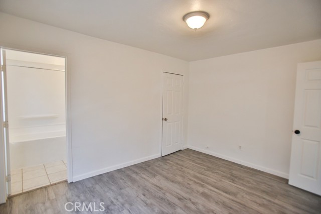 531 W 61st Street, Los Angeles CA: https://media.crmls.org/medias/b00271c1-70e1-4dfe-850b-31b36e025768.jpg