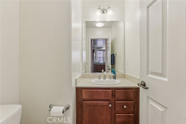 28519 Pietro Drive, Valencia CA: https://media.crmls.org/medias/b0027bff-0ae2-4646-b74c-f65ce71bc584.jpg